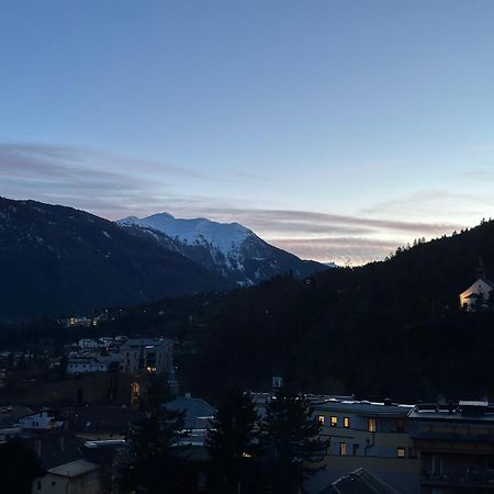 Geraeumiges Sonniges Apartment Mit Bergblick Imst Dış mekan fotoğraf